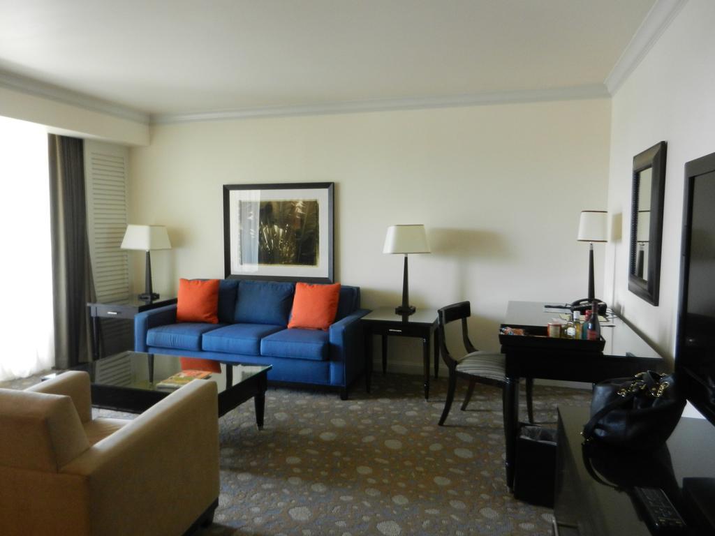 Residences At The Atlantic Resort Fort Lauderdale Room photo