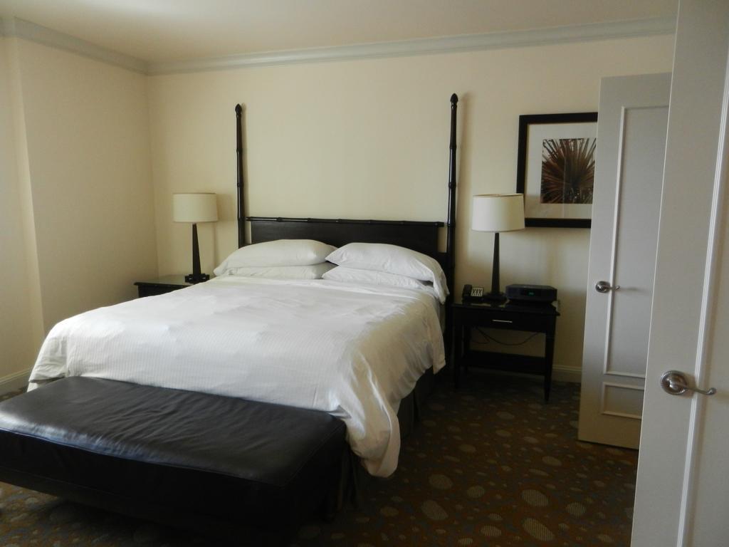 Residences At The Atlantic Resort Fort Lauderdale Room photo